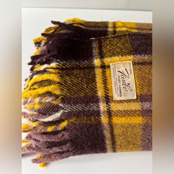 LK New Vintage Wool Stadium Game Day Throw Blanket 50x50 Faribo MN Maroon Gold - Picture 5 of 13